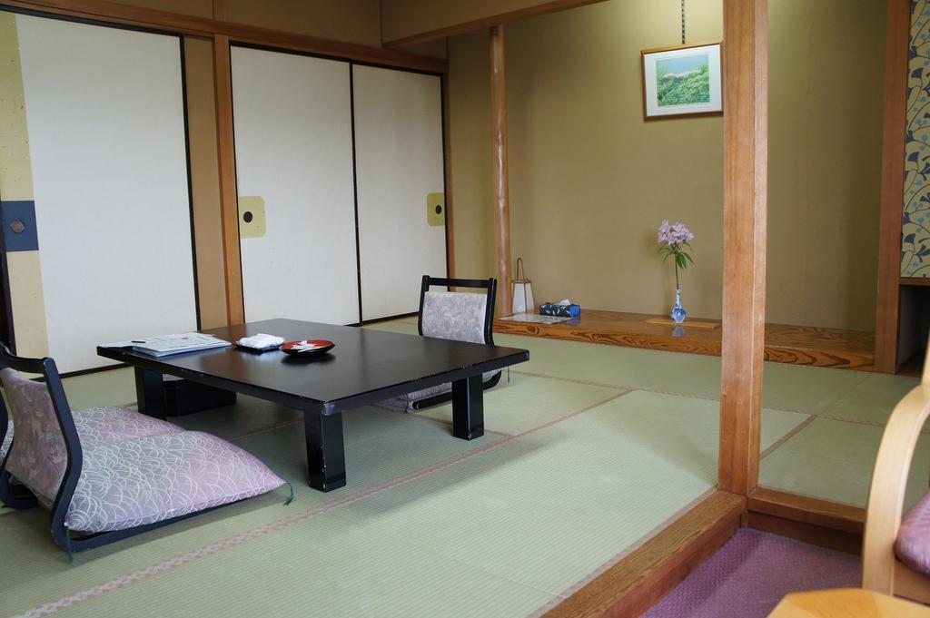 Hotel Minoya Yahiko Zimmer foto